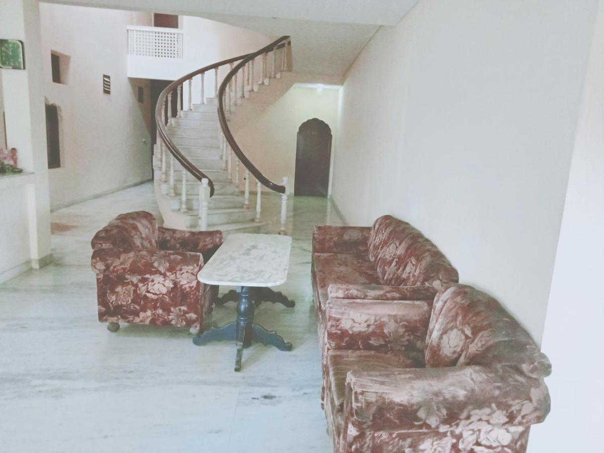 Hotel Marble Palace Khajurāho Extérieur photo